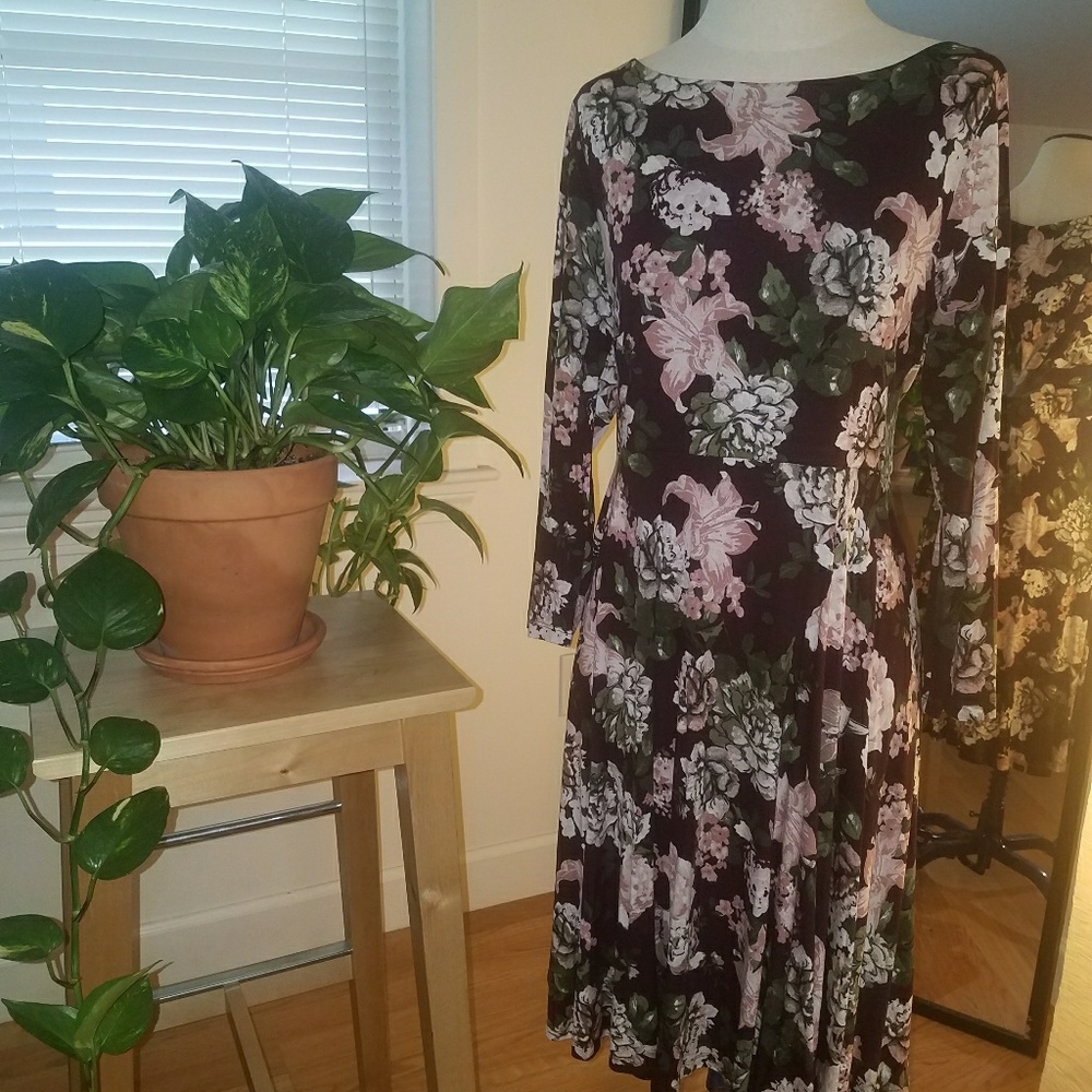 Loft Factory Floral Dress - (Size L)